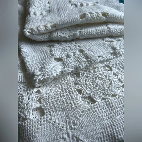 Vintage HUGE French Lace Blanket/ Table cloth / curtain